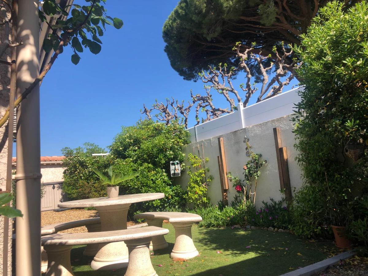 Studio Refait A Neuf Avec Jardin Aigues Mortes Ngoại thất bức ảnh