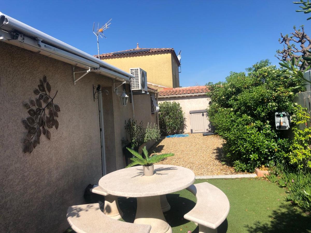 Studio Refait A Neuf Avec Jardin Aigues Mortes Ngoại thất bức ảnh